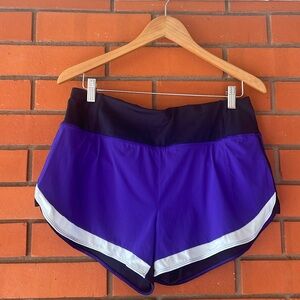 NWOT ATHLETA Women's Shorts Navy Purple Athletic Shorts Size Medium BRAND NEW